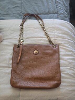 Tory Burch Tan Pebbled Leather Chain-Shoulder Tote